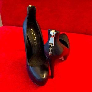 5 in. Black Stiletto